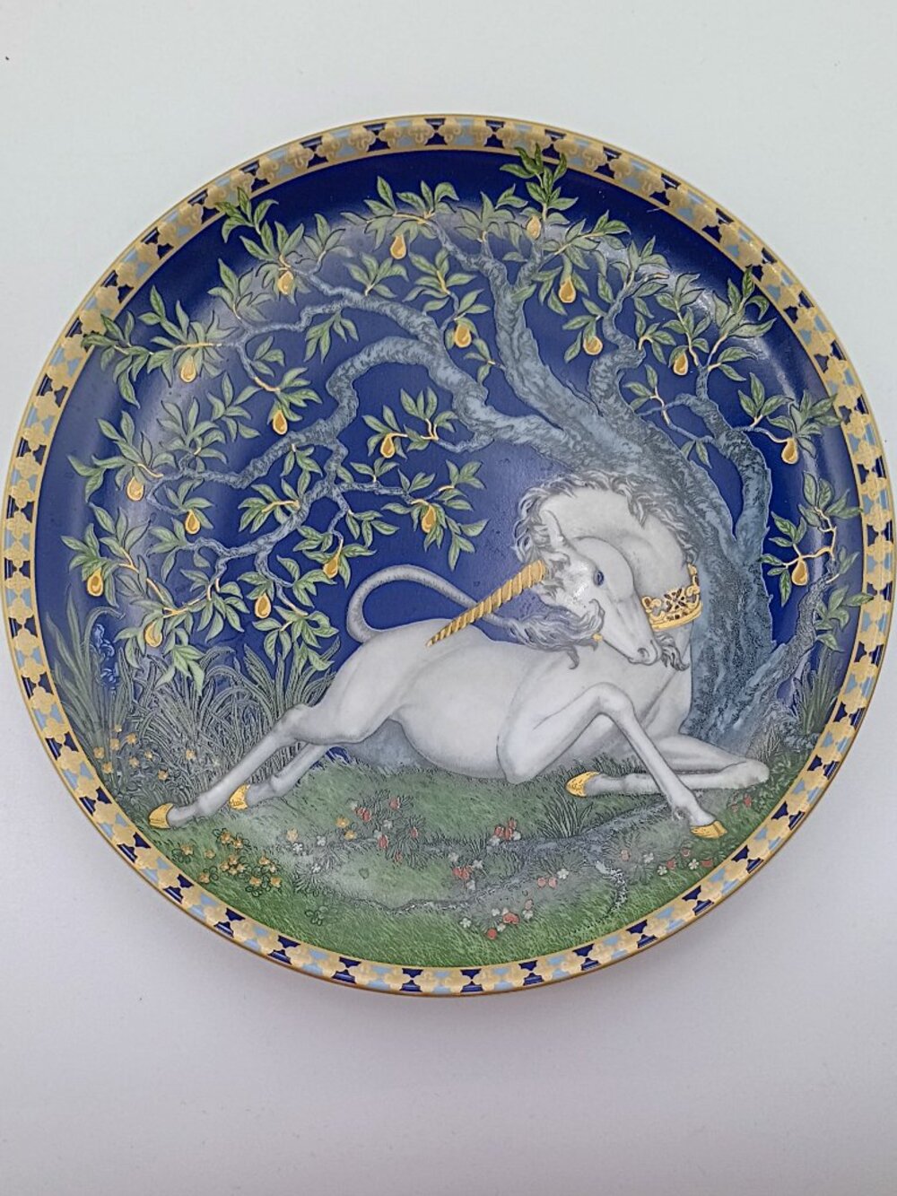 Rare Vtg Plate,Hutschenreuth Germany 1985-1989, Unicorn in Dreamer's Garden, D7"